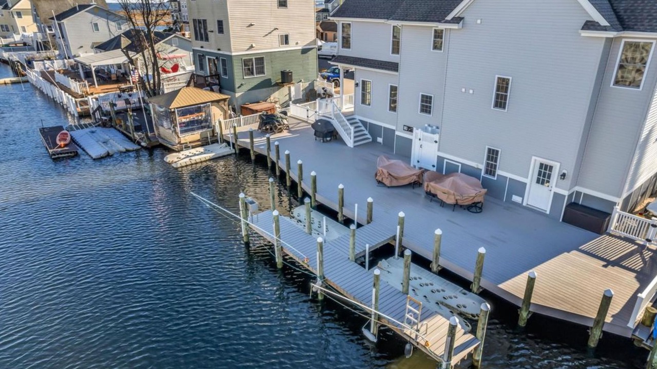 Photo of Others in Bayville