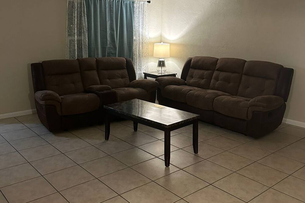 Photo of Livingroom in Holly Hill