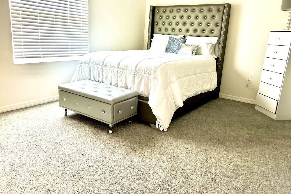 Photo of Bedroom in Zephyrhills