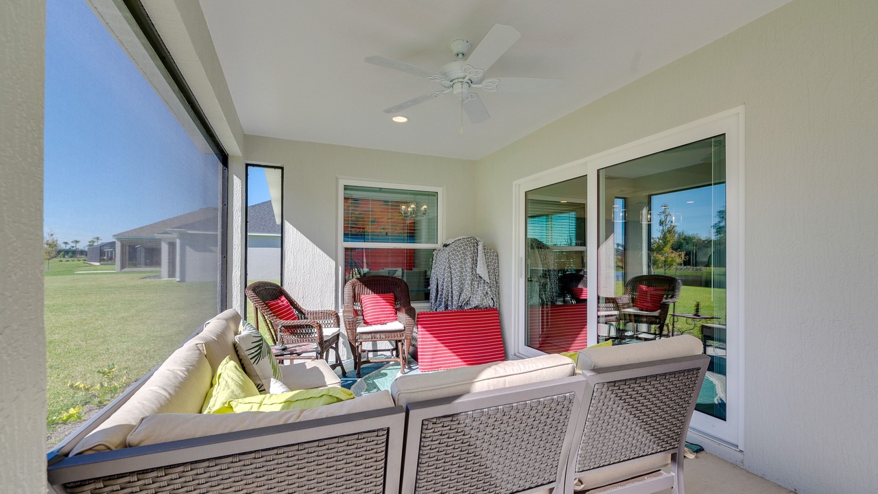 Photo of Patio Balcony in Okahumpka