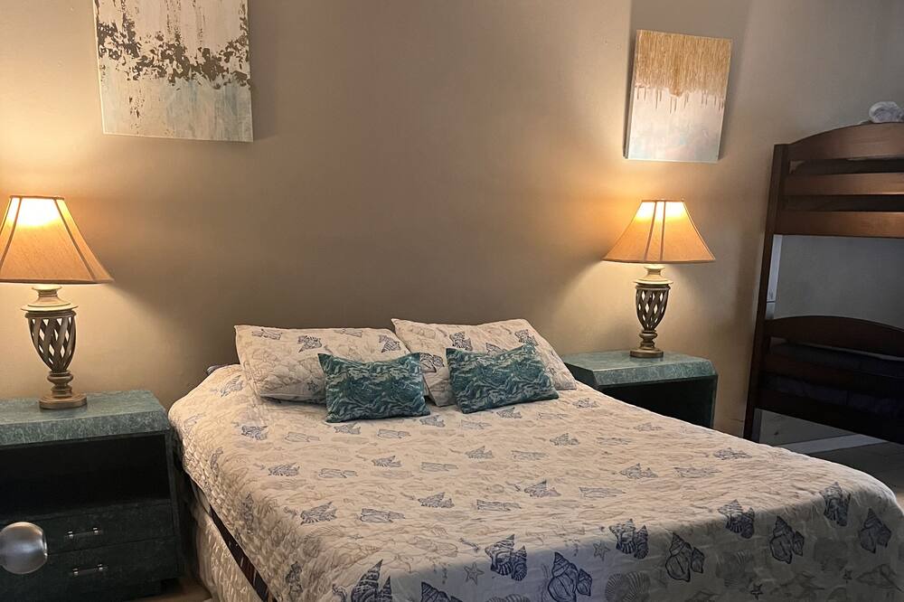 Photo of Bedroom in Holly Hill
