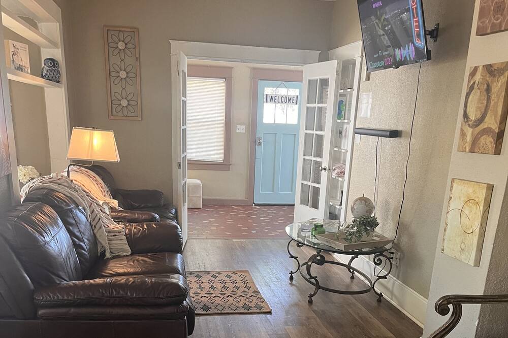 Photo of Livingroom in Holly Hill