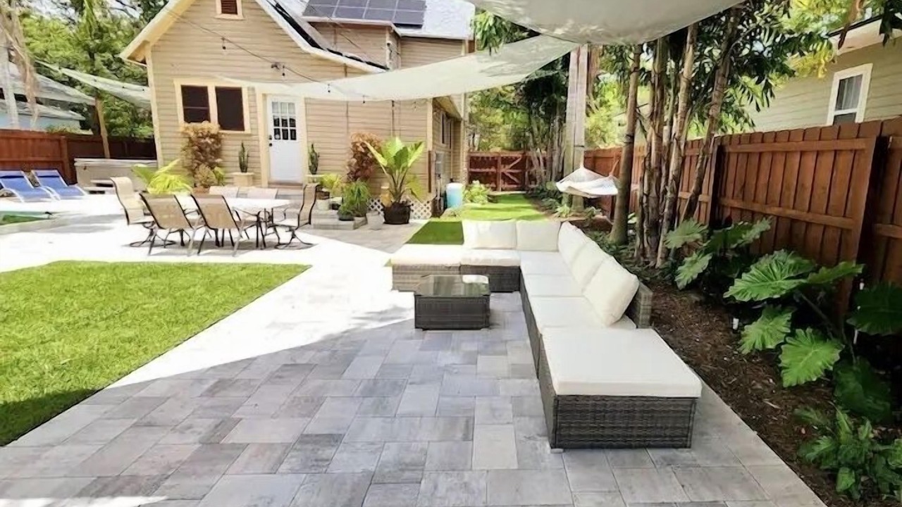Photo of Patio Balcony in Historic Uptown