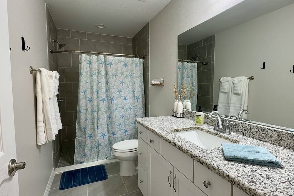 Photo of Bathroom in Dunnellon