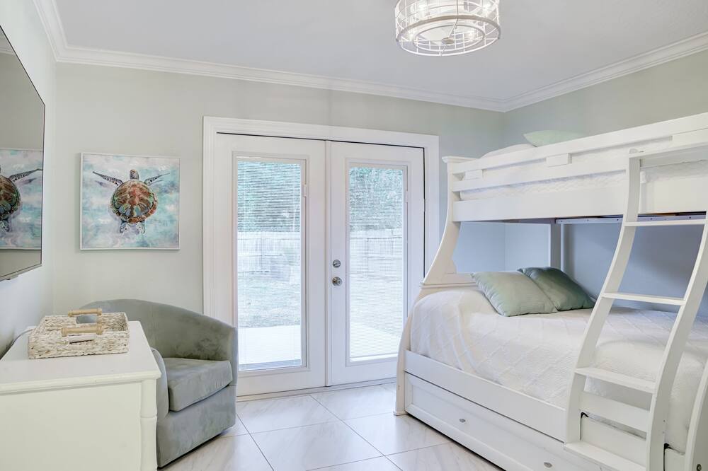 Photo of Bedroom in River Crossing