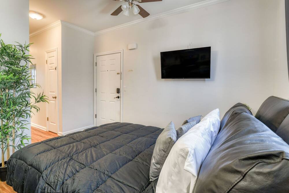 Photo of Bedroom in Jersey City