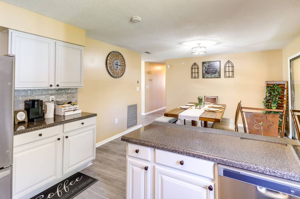 Photo of Kitchen in Silver Springs Shores
