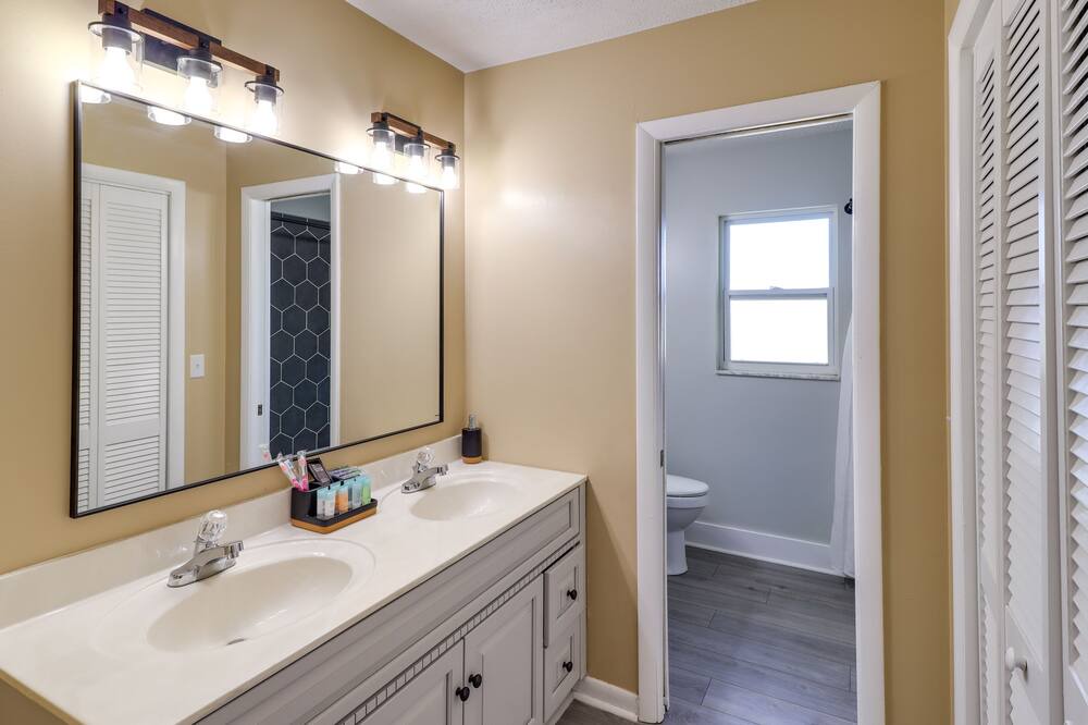 Photo of Bathroom in Silver Springs Shores