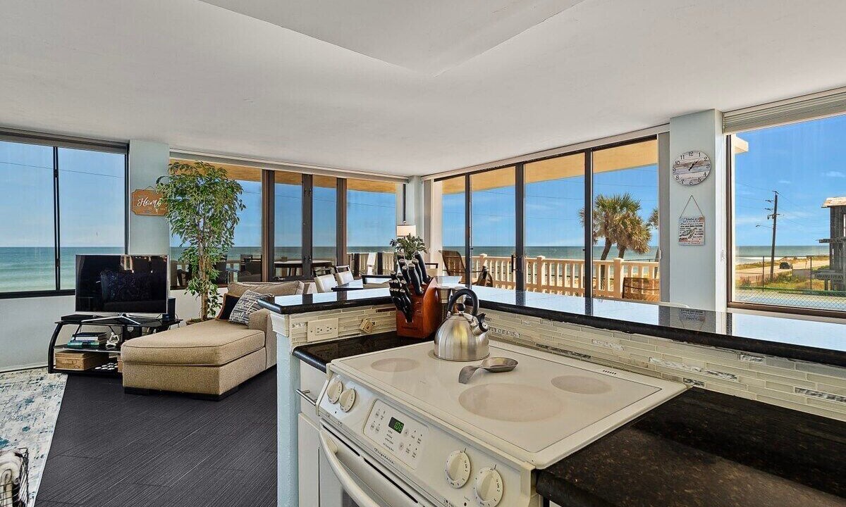 Photo of Livingroom in Flagler Beach