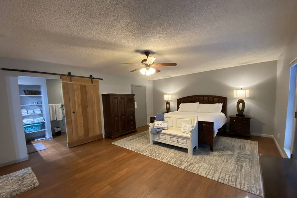 Photo of Bedroom in Fellowship
