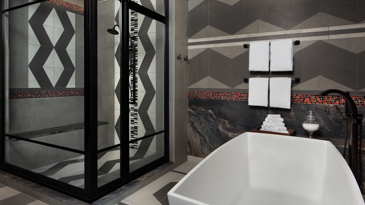 Photo of Bathroom in Bay Lake