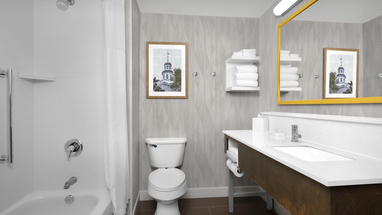 Photo of Bathroom in Duncan