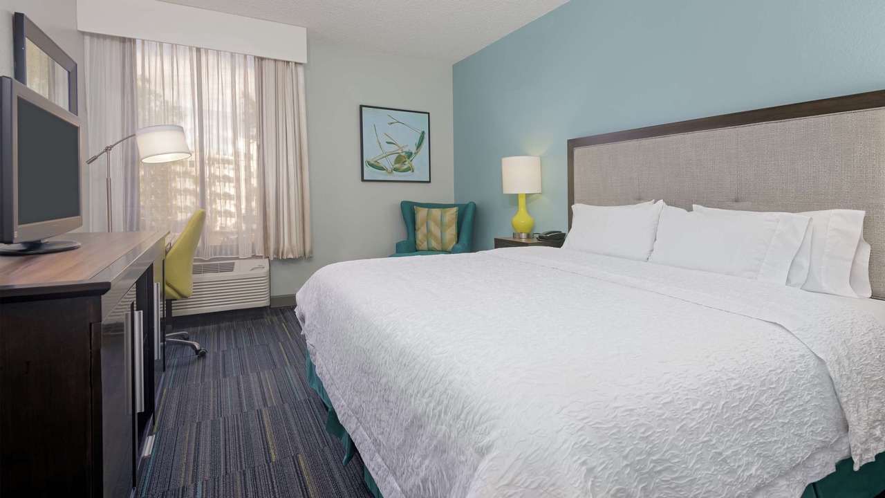 Photo of Bedroom in Florida Center