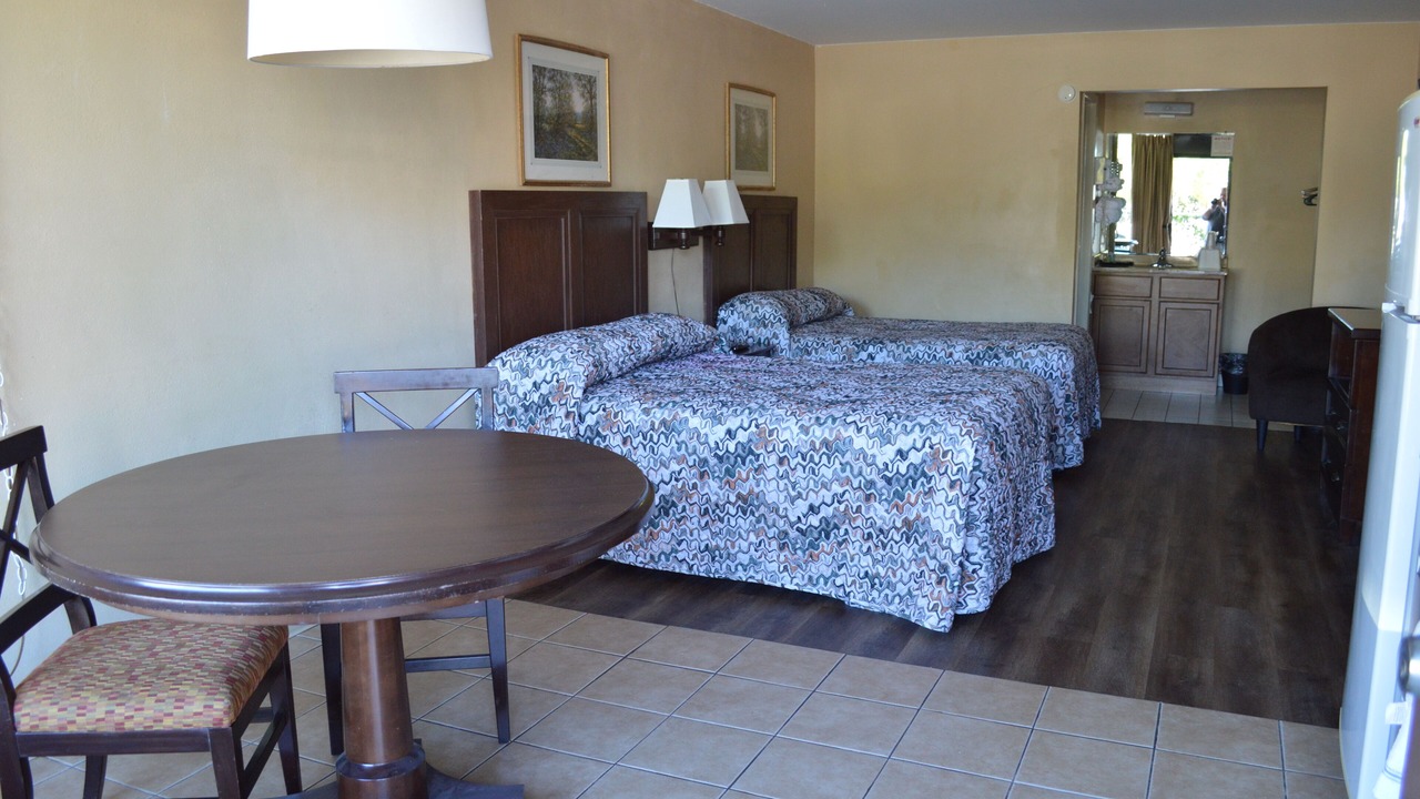 Photo of Bedroom in Tarpon Springs