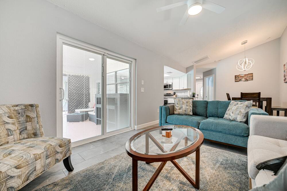 Photo of Livingroom in Orchid Lake Village