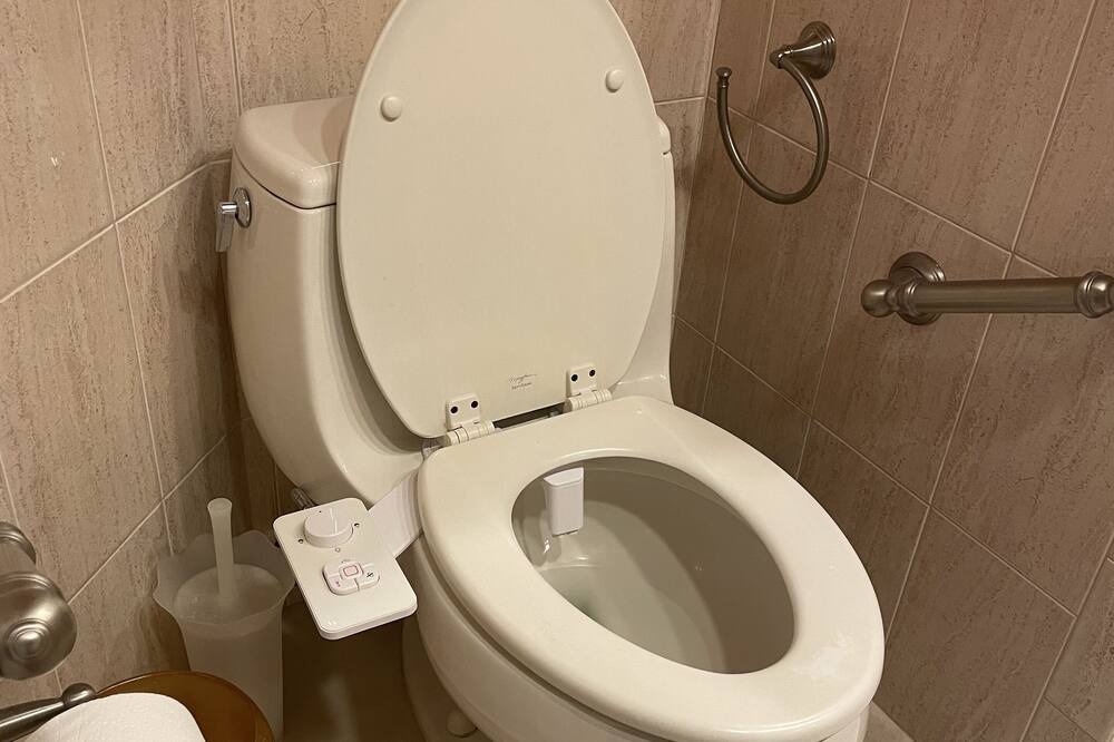 Photo of Bathroom in Ormond Beach