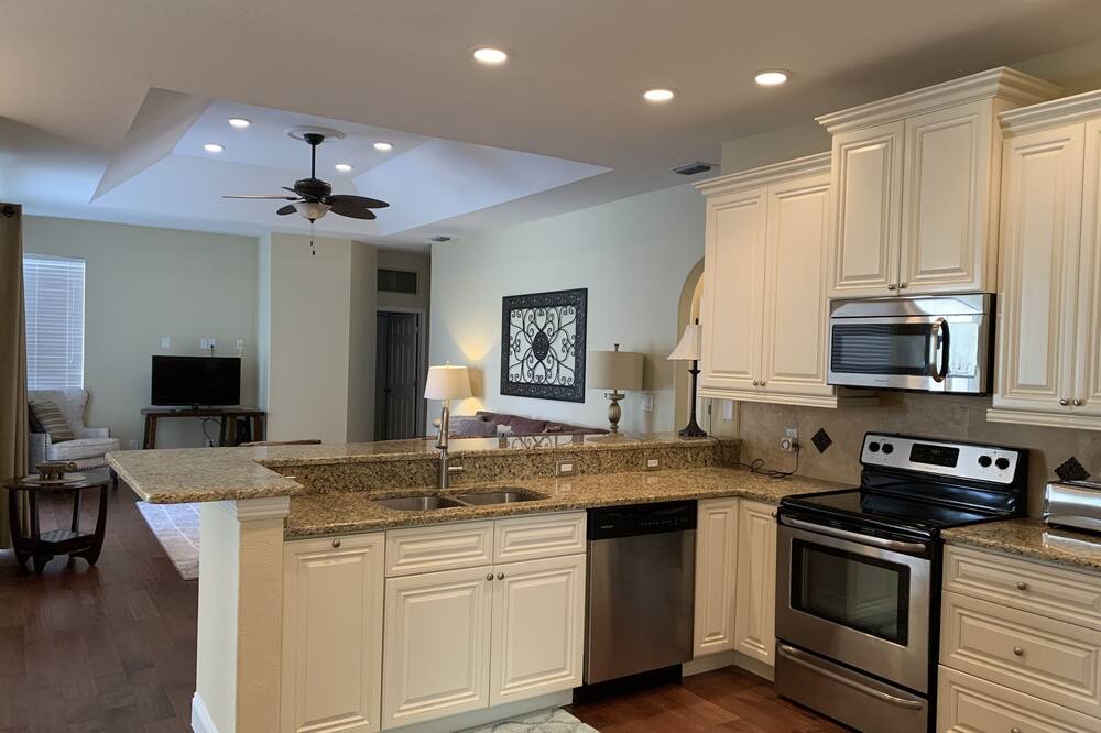 Photo of Kitchen in Apollo Beach