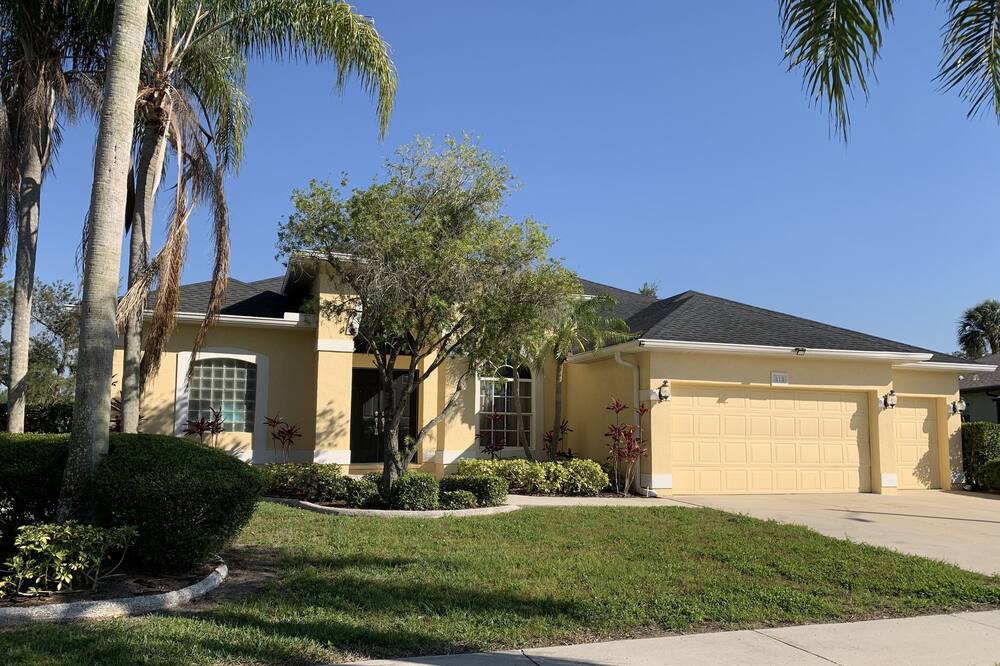 Photo of Outdoor in Apollo Beach