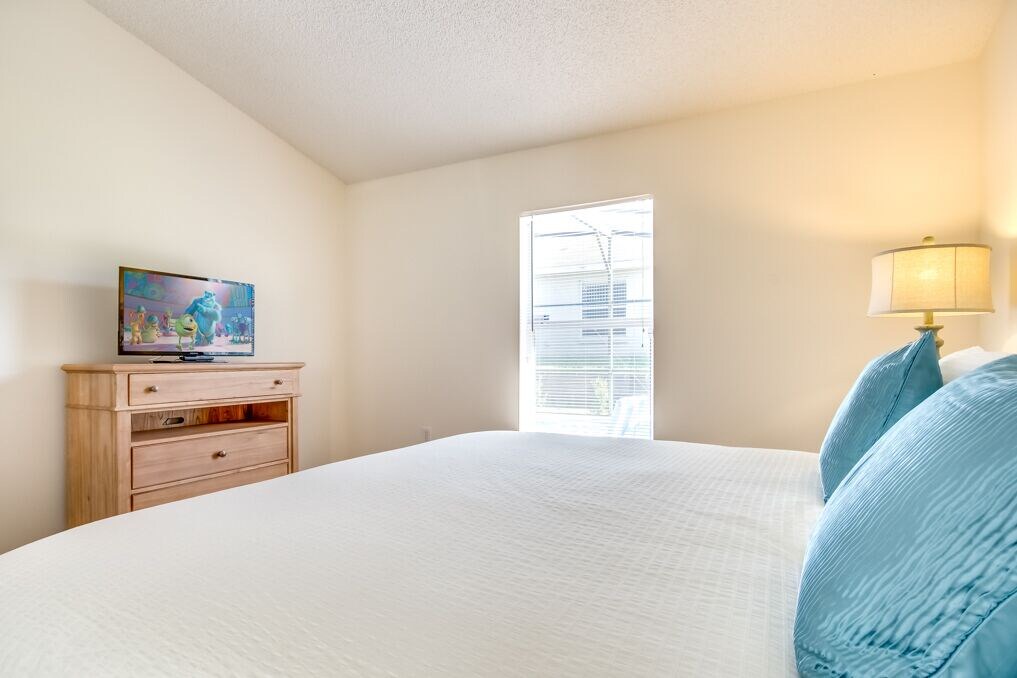 Photo of Bedroom in Florida Pines