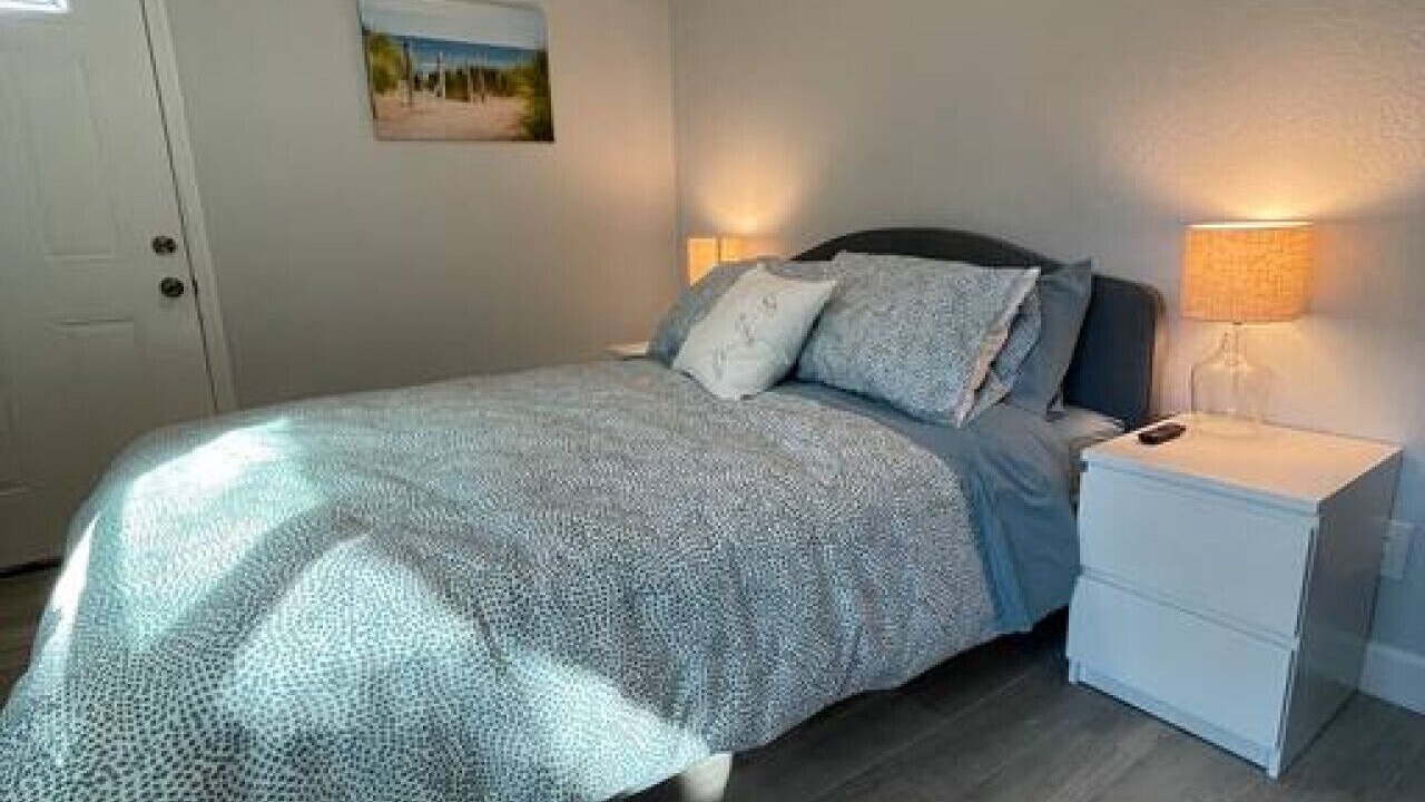 Photo of Bedroom in United Central