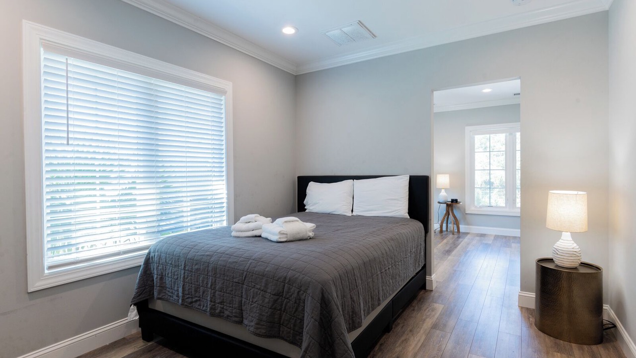Photo of Bedroom in North Forest Beach