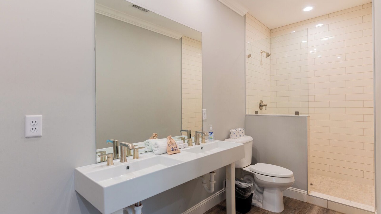 Photo of Bathroom in North Forest Beach