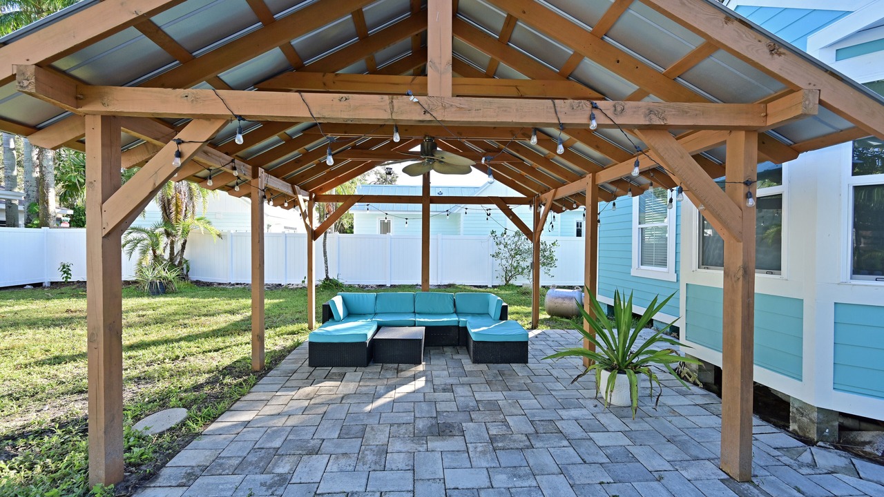Photo of Outdoor in River District