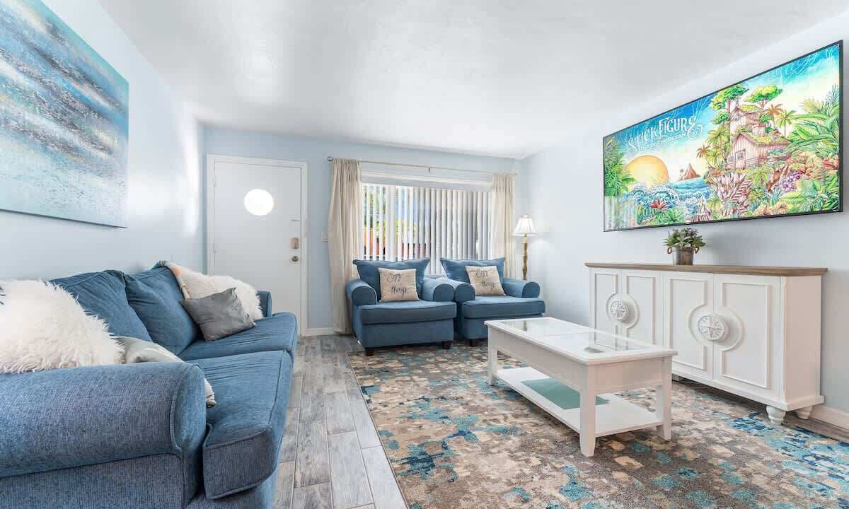 Photo of Livingroom in Laurel Park