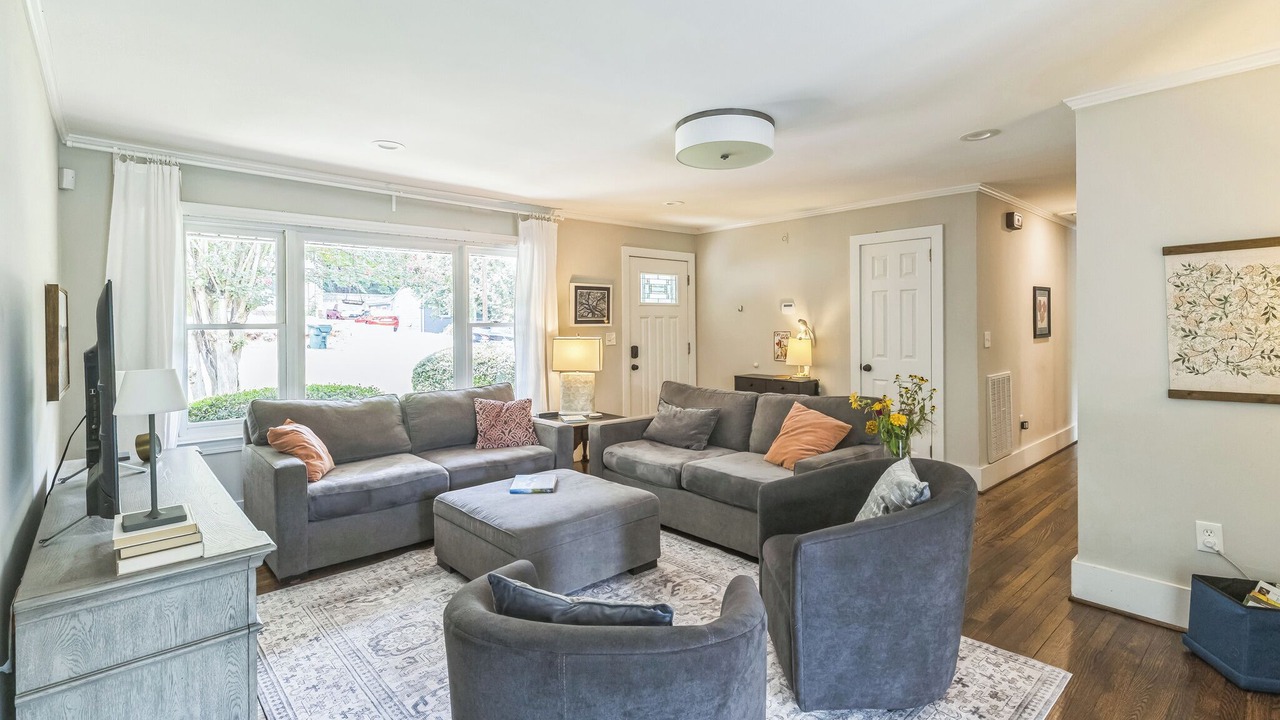 Photo of Livingroom in Greenville