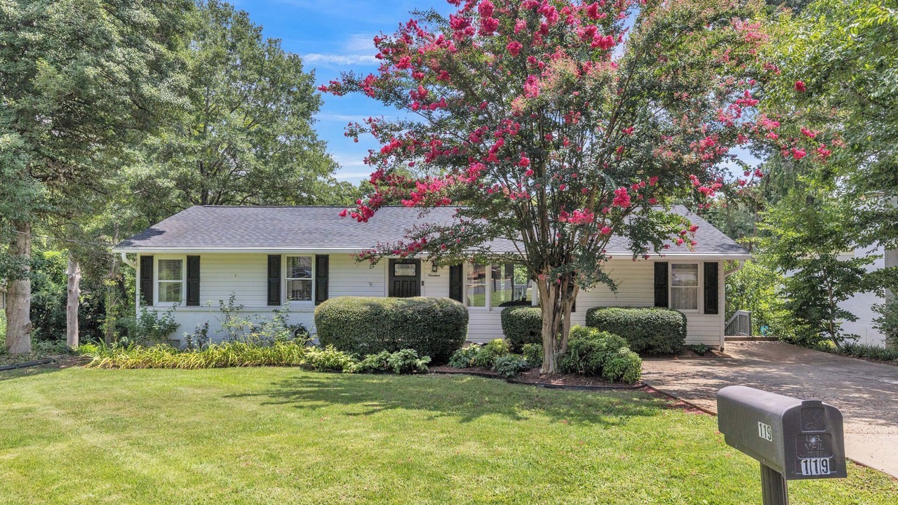 Photo of Outdoor in Greenville