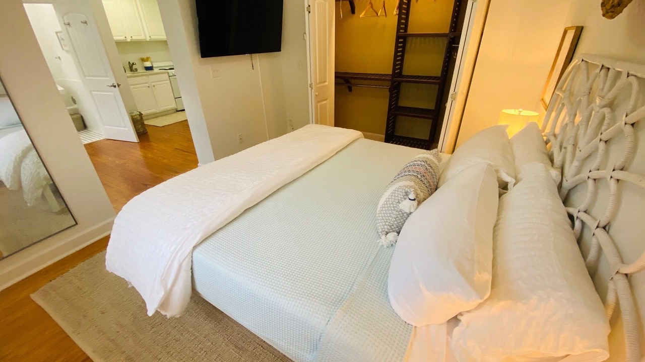 Photo of Bedroom in Pass-a-Grille Historic District