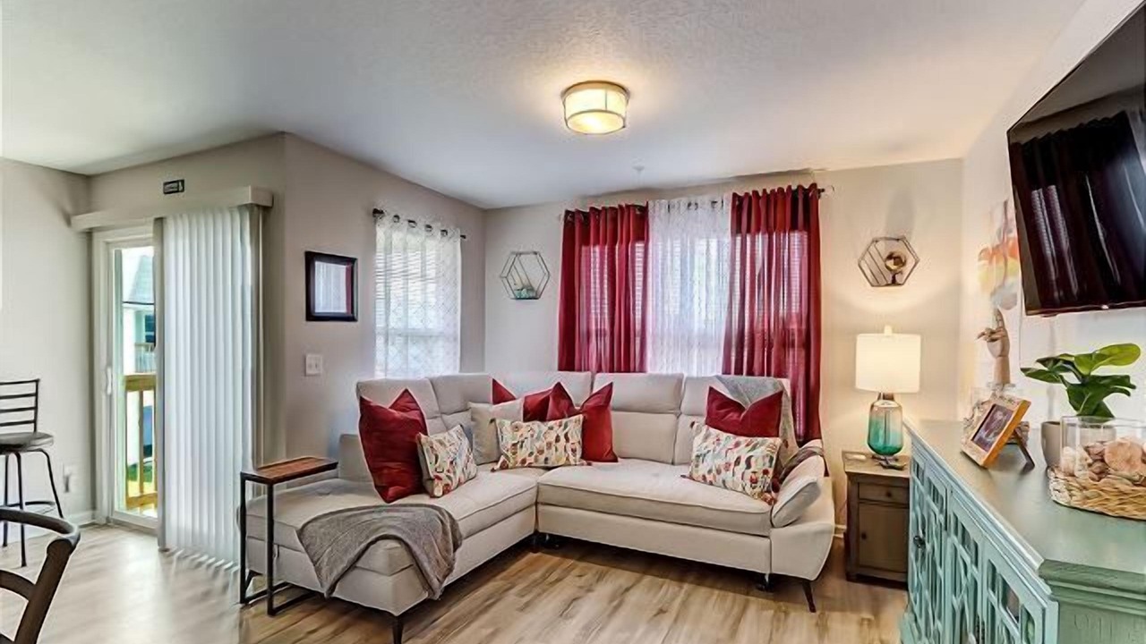 Photo of Livingroom in Southside