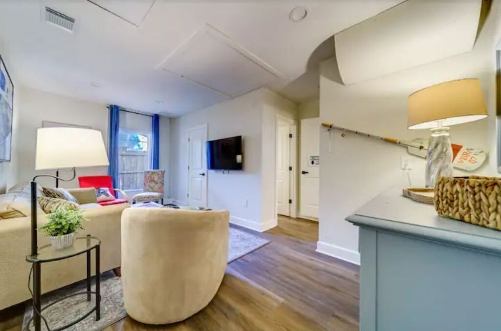 Photo of Livingroom in South Pinellas Community Council
