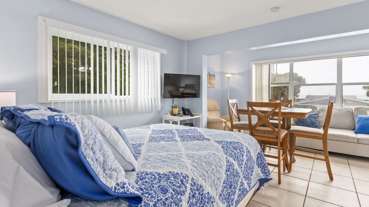 Photo of Bedroom in Longboat Key