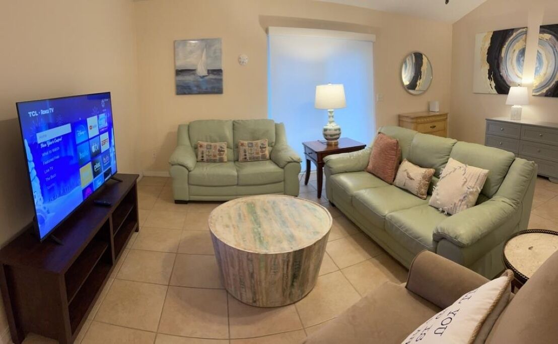 Photo of Livingroom in Butler Beach