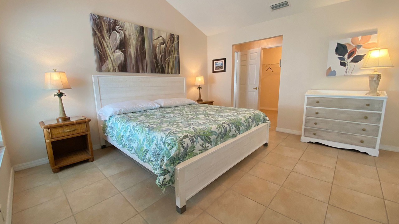 Photo of Bedroom in Butler Beach