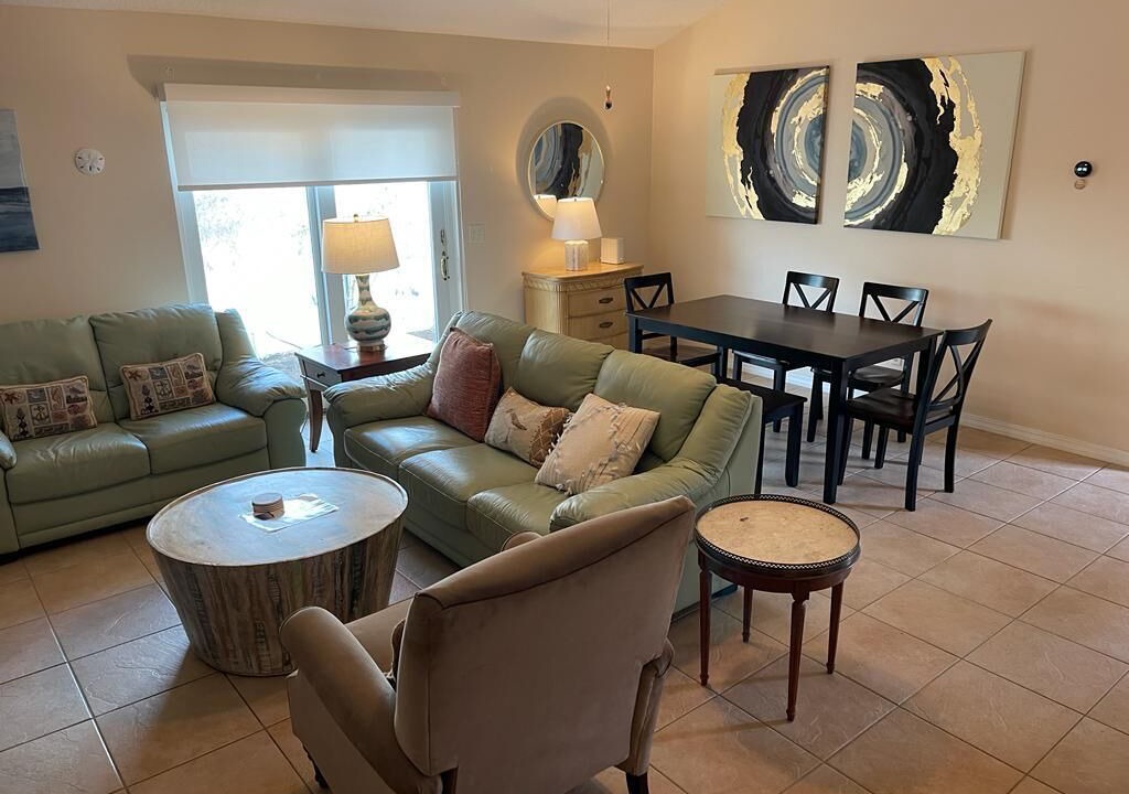 Photo of Livingroom in Butler Beach