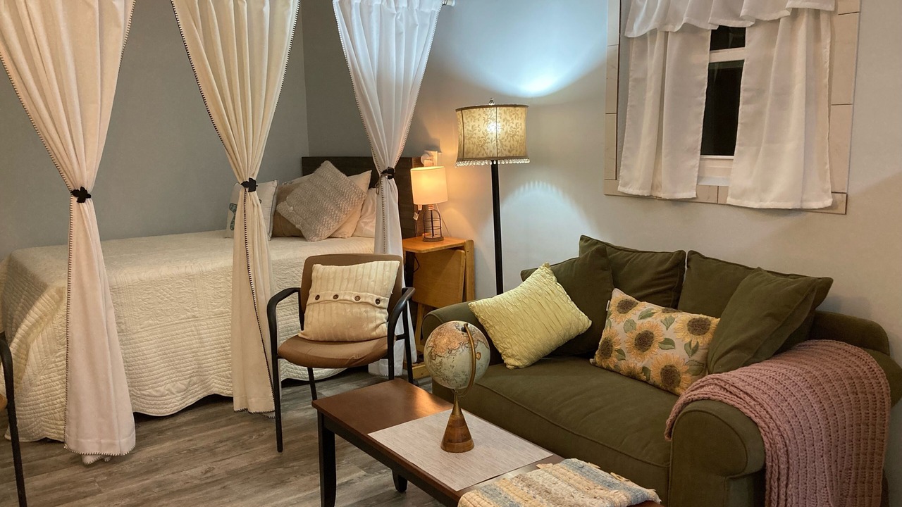 Photo of Livingroom in Jungle Terrace