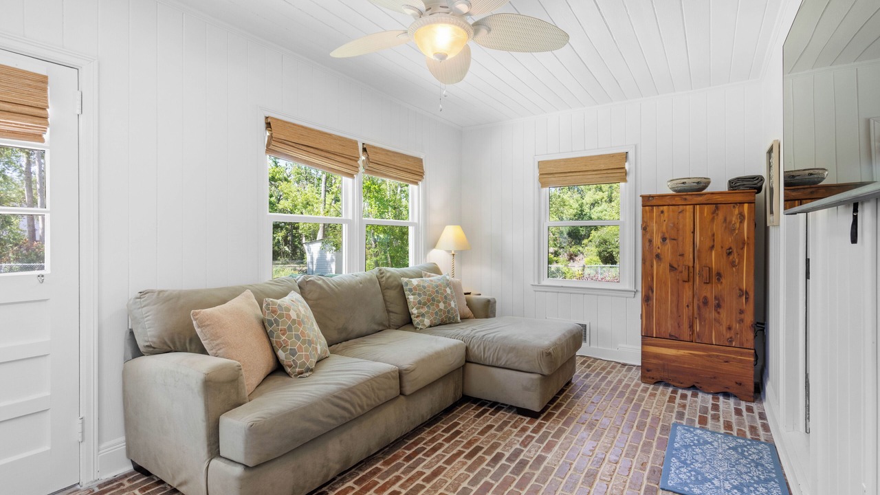 Photo of Livingroom in Valdosta