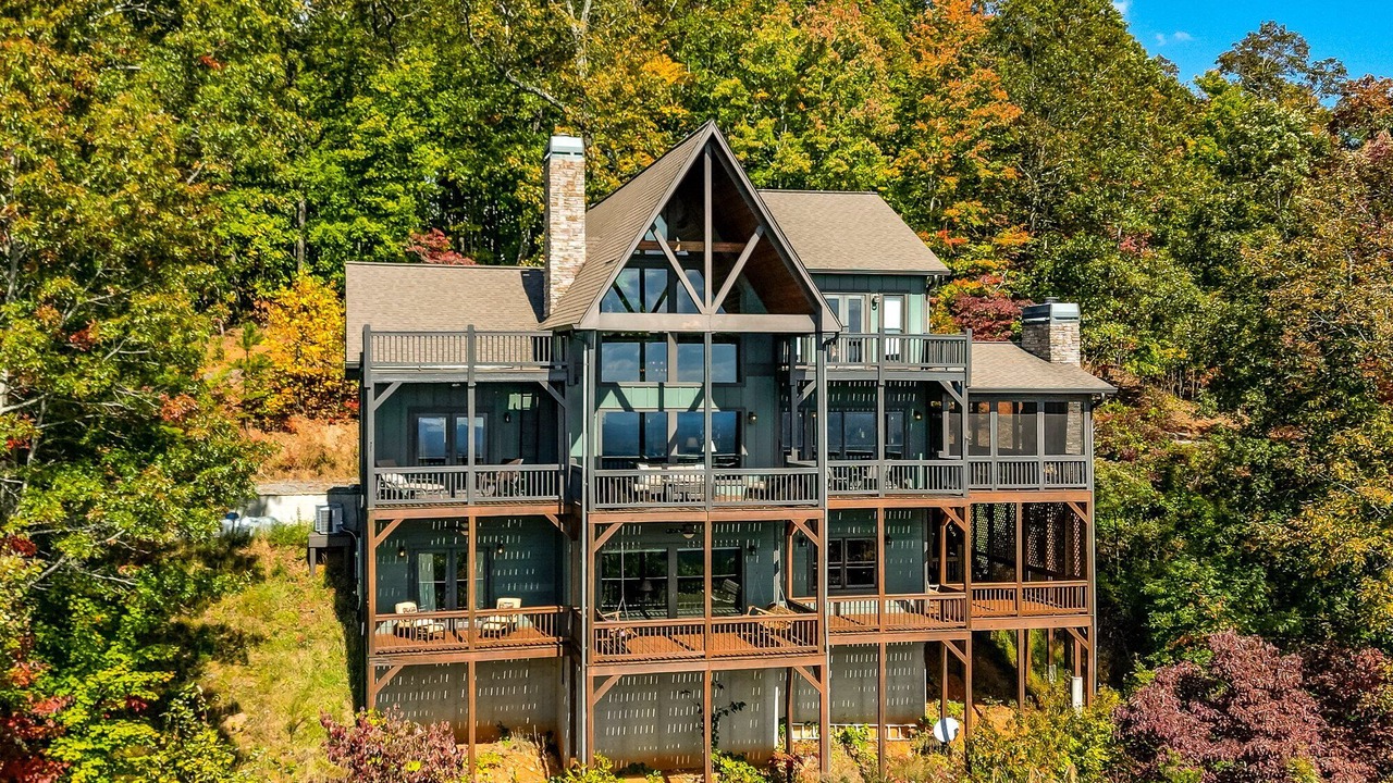 Photo of Outdoor in Mineral Bluff