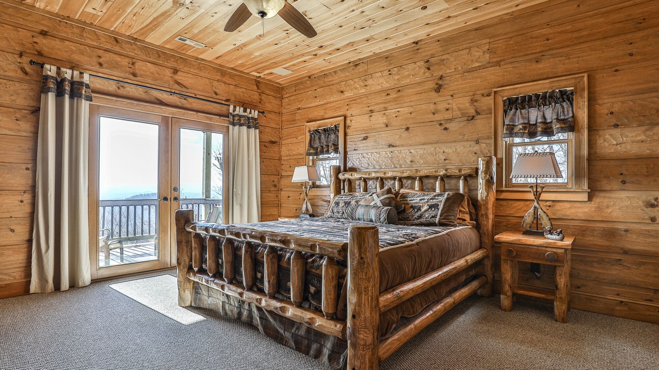 Photo of Bedroom in Mineral Bluff