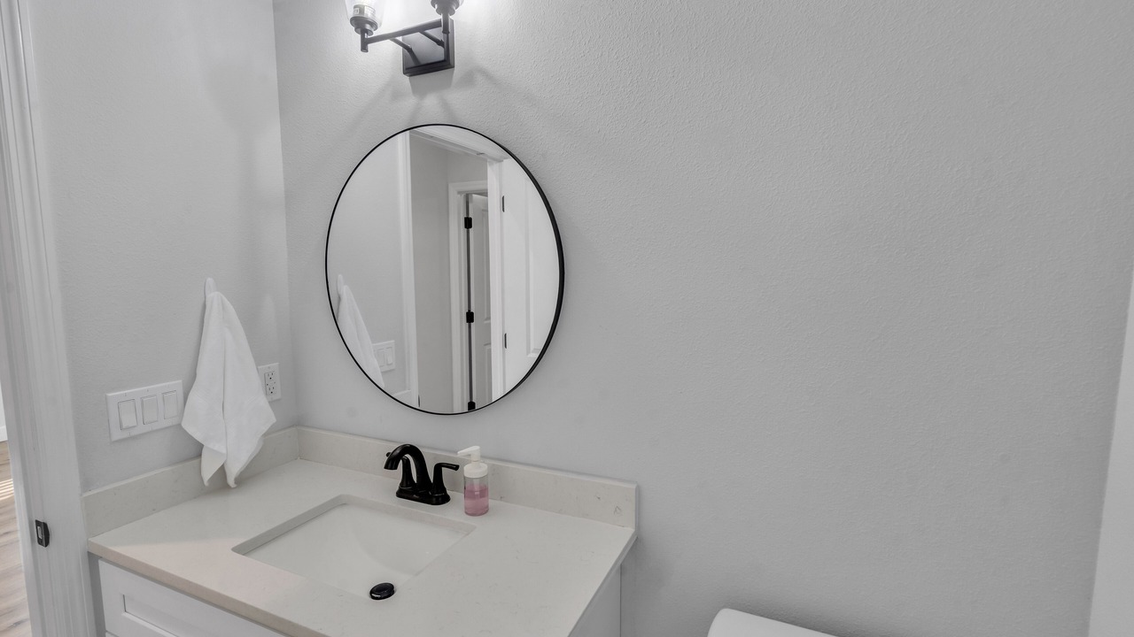 Photo of Bathroom in Meadowlawn