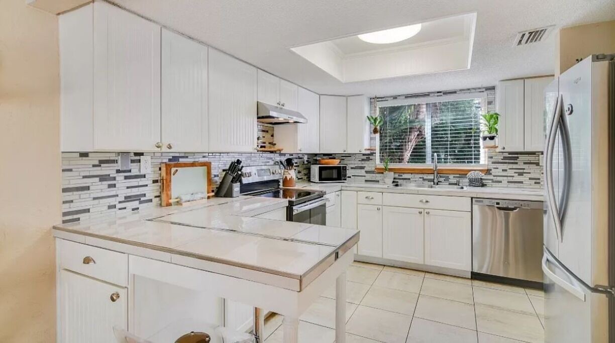 Photo of Kitchen in New Smyrna Beach