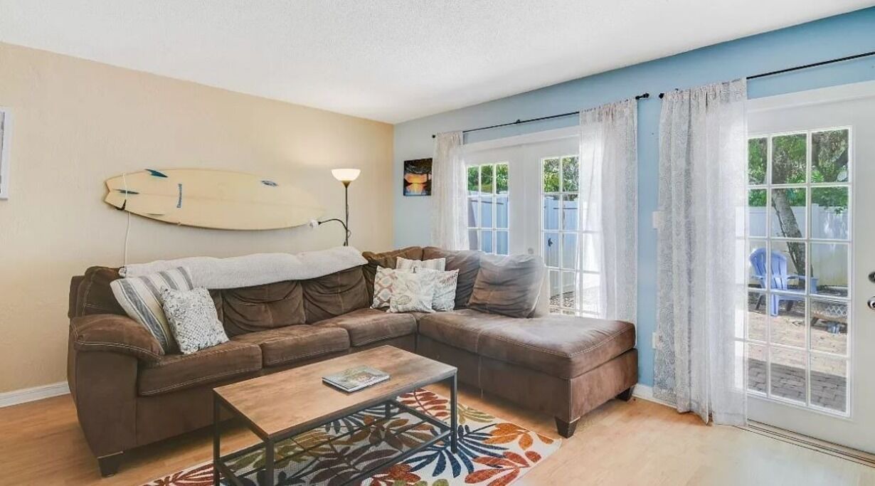Photo of Livingroom in New Smyrna Beach