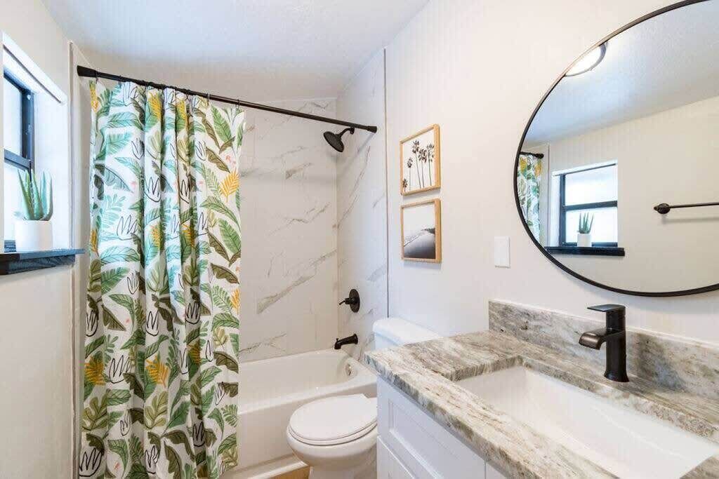 Photo of Bathroom in Cape Caneveral Beach Gardens