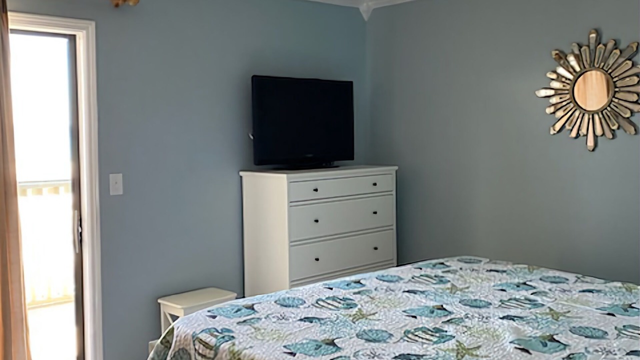 Photo of Bedroom in Holiday Beach