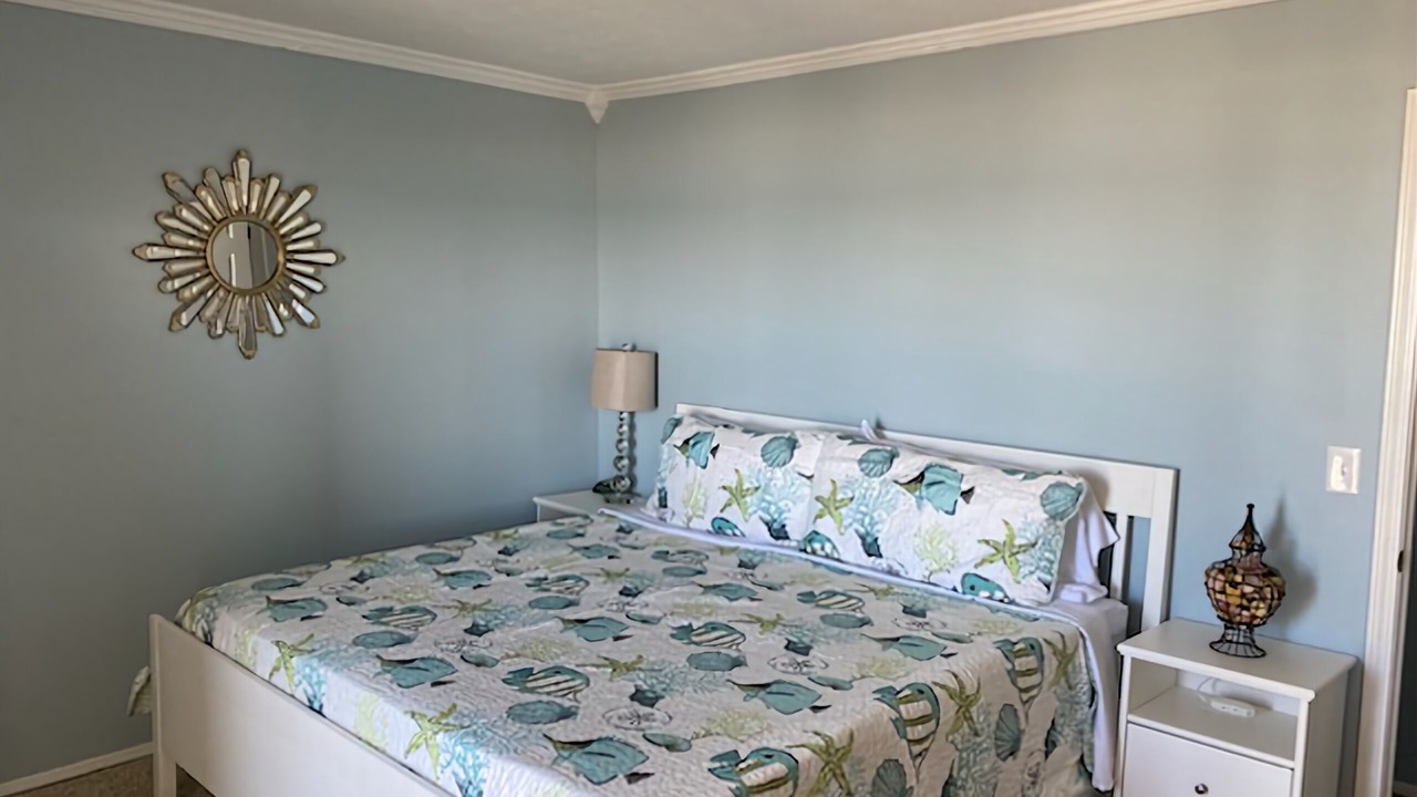 Photo of Bedroom in Holiday Beach