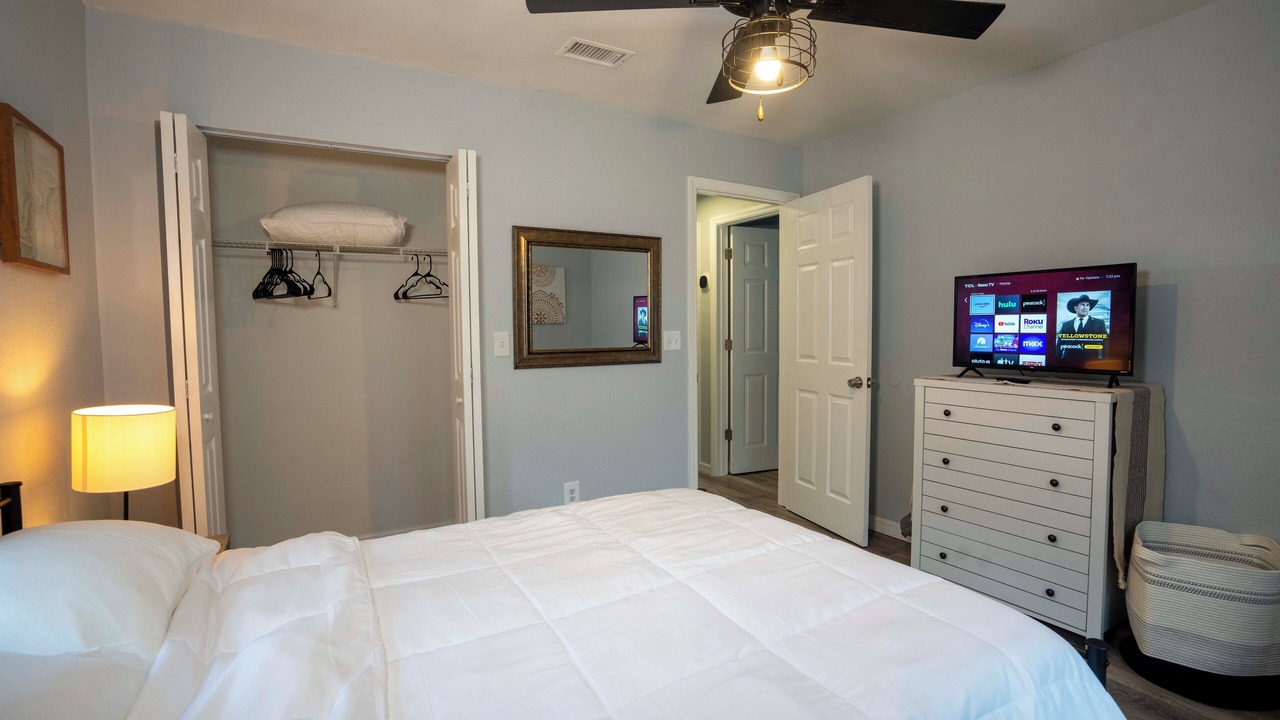 Photo of Bedroom in Tarpon Springs