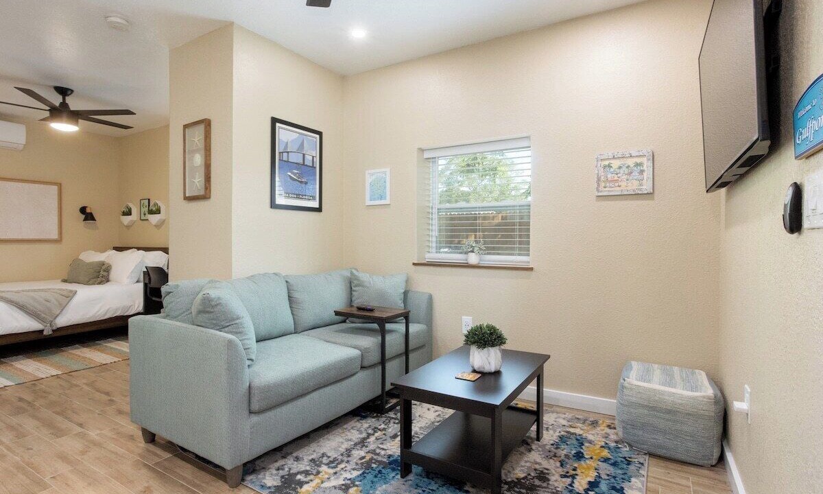 Photo of Livingroom in Gulfport