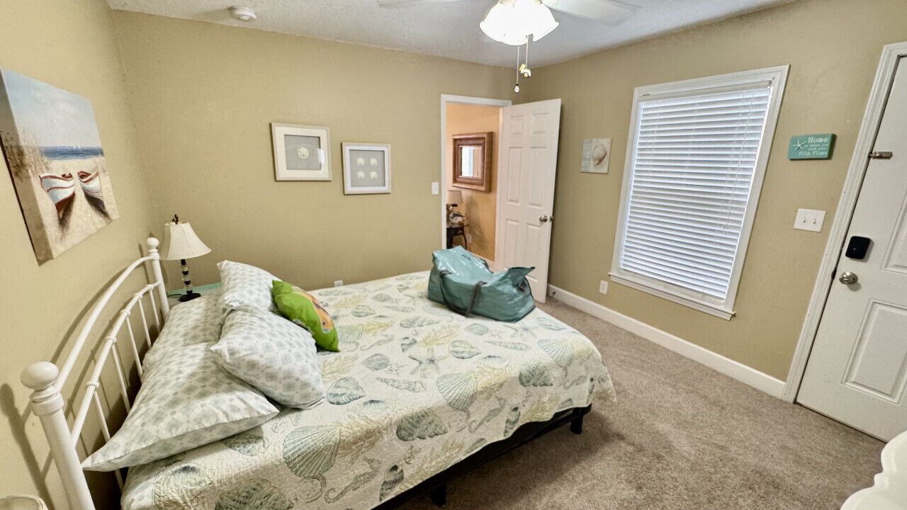 Photo of Bedroom in Surfside Beach